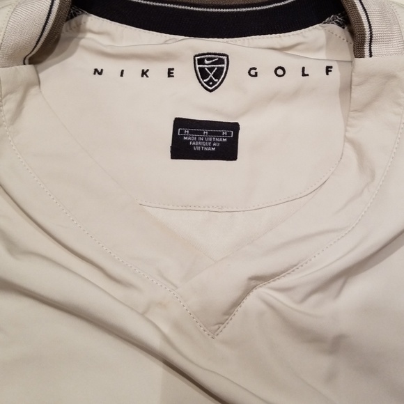 Nike Golf Vest - Picture 2 of 3